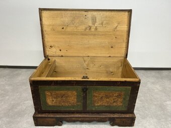 Ľudová truhlica Liptovského typu 1759 - 8
