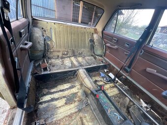 W114 w115 200D 1974 - 8