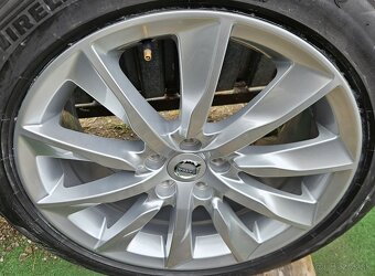Atraktívne, originálne disky VOLVO - 5x108 r18 - 8