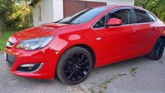 Opel Astra J - 8