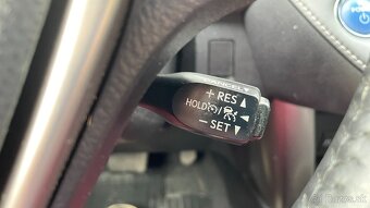Toyota RAV4 Hybrid 2.5 VVT-i E-CVT AWD Trend - 8