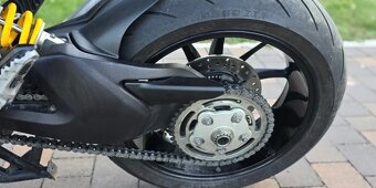 Ducati Hyperstrada / Hypermotard - 8
