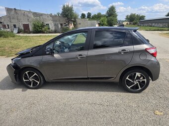 Toyota Yaris - 8