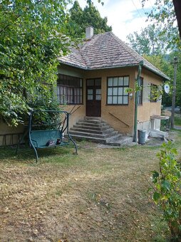 Starší rodinný dom s veľkou záhradou, vhodný na chalupu - 8