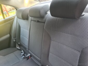 Predám VW Jetta - 8