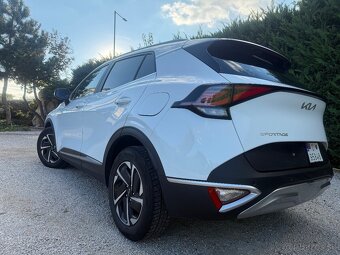 KIA Sportage 1.6 T-GDi mHEV Platinum A/T - 8