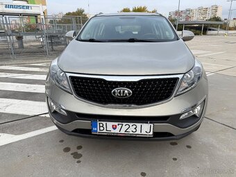 Kia Sportage 2.0 CRDI 4x4 - 8