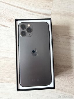 iPhone 11pro 64GB - 8