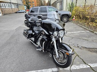 Harley Davidson Electra Glide - 8