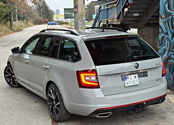 OCTAVIA COMBI III FACELIF RS 2.0TDI DSG-F1 135KW - 8