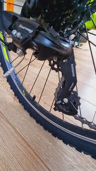 Bicykel Kellys NAGA 70 Neon lime 13.5" ram velkost 26 - 8