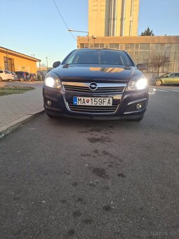 Vymením opel astra H - 8