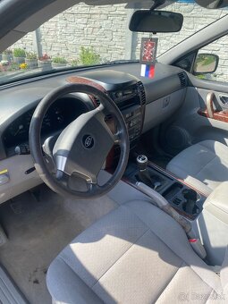 KIA Sorento - 8