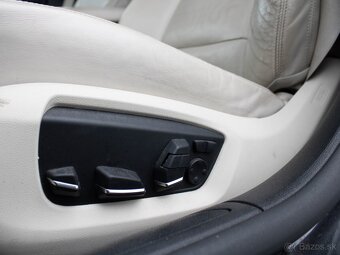 BMW Rad 7 750i xDrive A/T - 8