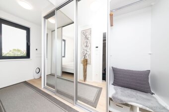 MIKELSSEN - Na predaj výnimočný 1,5 izbový byt s balkónom v - 8