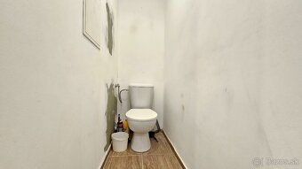 GARSÓNKA S LODŽIOU - NÁM.HRANIČIAROV, PETRŽALKA, BRATISLAVA - 8