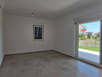 CHORVÁTSKO - Pekné apartmány 350m od pláže (S2) - VODICE - 8