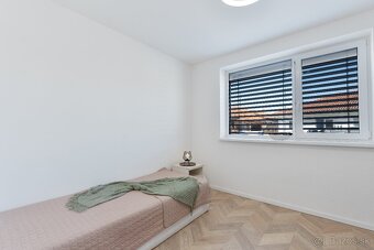Moderný 4 izbový bungalov v Malom Raji, Novostavba - 8