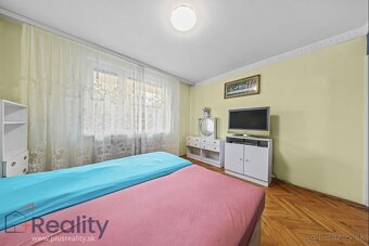 NA PREDAJ BYT V CENTRE MESTA DUNAJSKÁ STREDA - 8