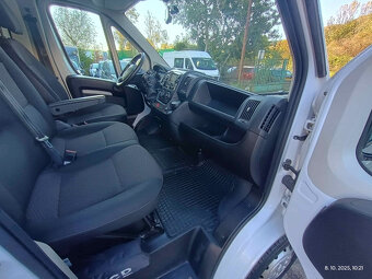 Predám Peugeot Boxer 2.2 BlueHDi 165k 435 L3H2 Pack - 8