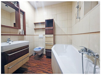 CENTRUM / 3i byt BB / PARK SNP / ČSA / REKONŠTRUKCIA / 80 m2 - 8