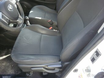 Toyota Yaris rok 2015 5 dveřova - 8