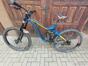 Giant Glory 2017 L - 8