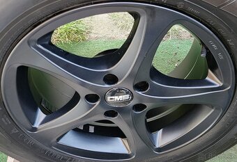 Kvalitné, matne čierne nemecké disky CMS - 5x112 R17 - 8