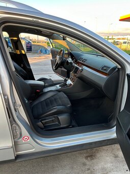 Volkswagen Passat 3.2 FSI - 8