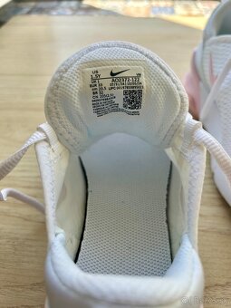 Adidas topánky 32-33 nové; 2 ks - 8