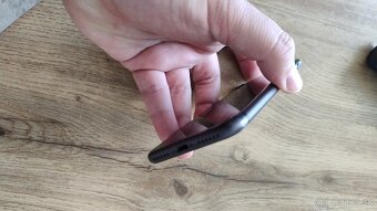 Predam iPhone 8 64 GB - 8