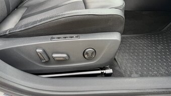 Škoda Octavia Combi 2,0 TDI 110kw DSG ( EK,STK, ŠPZ ) - 8