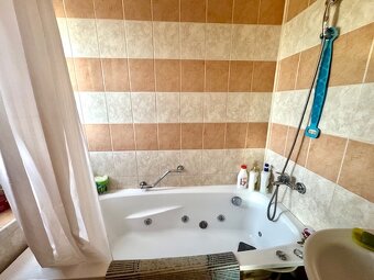 Na predaj ihneď nasťahovateľný poschodový dom Tvrdošovce - 8