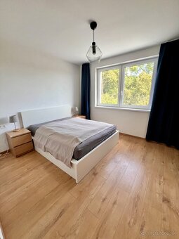 ZNÍŽENÁ CENA Predaj 4 izbový rodinný dom nedaleko Piešťan - 8