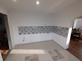 Rekonštrukcie, stavby a práce v interiéry a exteriéry - 8