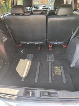 Mitsubishi Outlander - 8