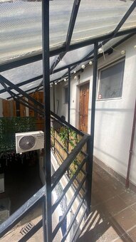 Izba v starom meste - 8