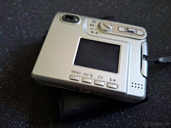 Konica Minolta DiMAGE Xg digitálny fotoaparát, 2ks - 8