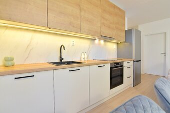 Nový 3izbový byt s klimatizáciou a parkovaním Nitra Mlynárce - 8