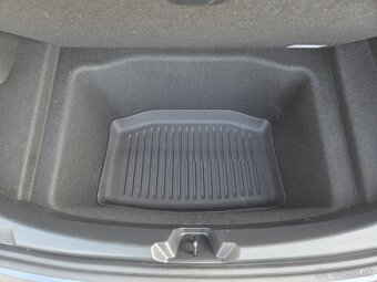 Tesla Model 3 Refresh SR+ 55kWh LFP RWD, 239kW, EAP - 8