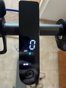 Elektrická koloběžka Xiaomi Mi Electric Scooter 3 - 8