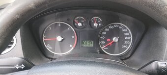 Ford Focus 1,6 TDCi - 8