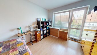 Na predaj rozmerný rodinný dom s pozemkom 2480 m2 v Dubnici - 8
