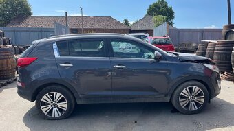 346. KIA SPORTAGE 1.7crdi D4FD Na náhradní díly - 8
