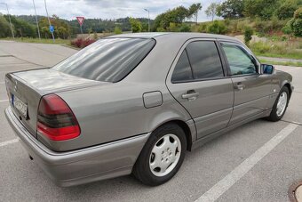 Mercedes C180 - 8