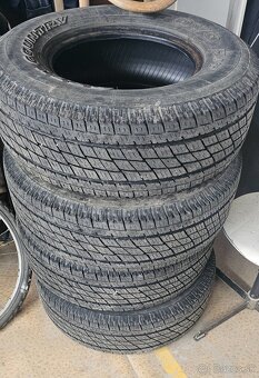 disky R15 6x139,7 nissan - 8