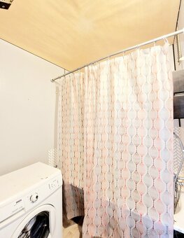 PREDÁM 3 - IZBOVÝ BYT S BALKÓNOM, KOŠICE - TERASA - ZÁPAD - 8