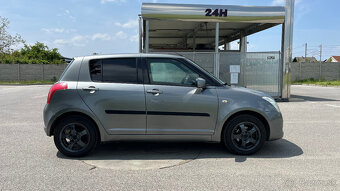Suzuki Swift 1.3 GS ABS, A/C - 8