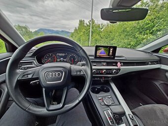 Audi A4 sedan - 8