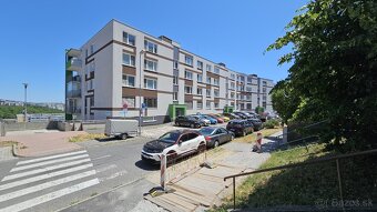 VIACÚČELOVÝ APARTMÁN V NOVOSTAVBE, J.STANISLAVA, KARLOVA VES - 8